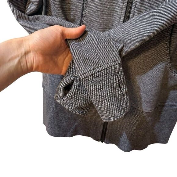 Sold  - Picture 5 of 11